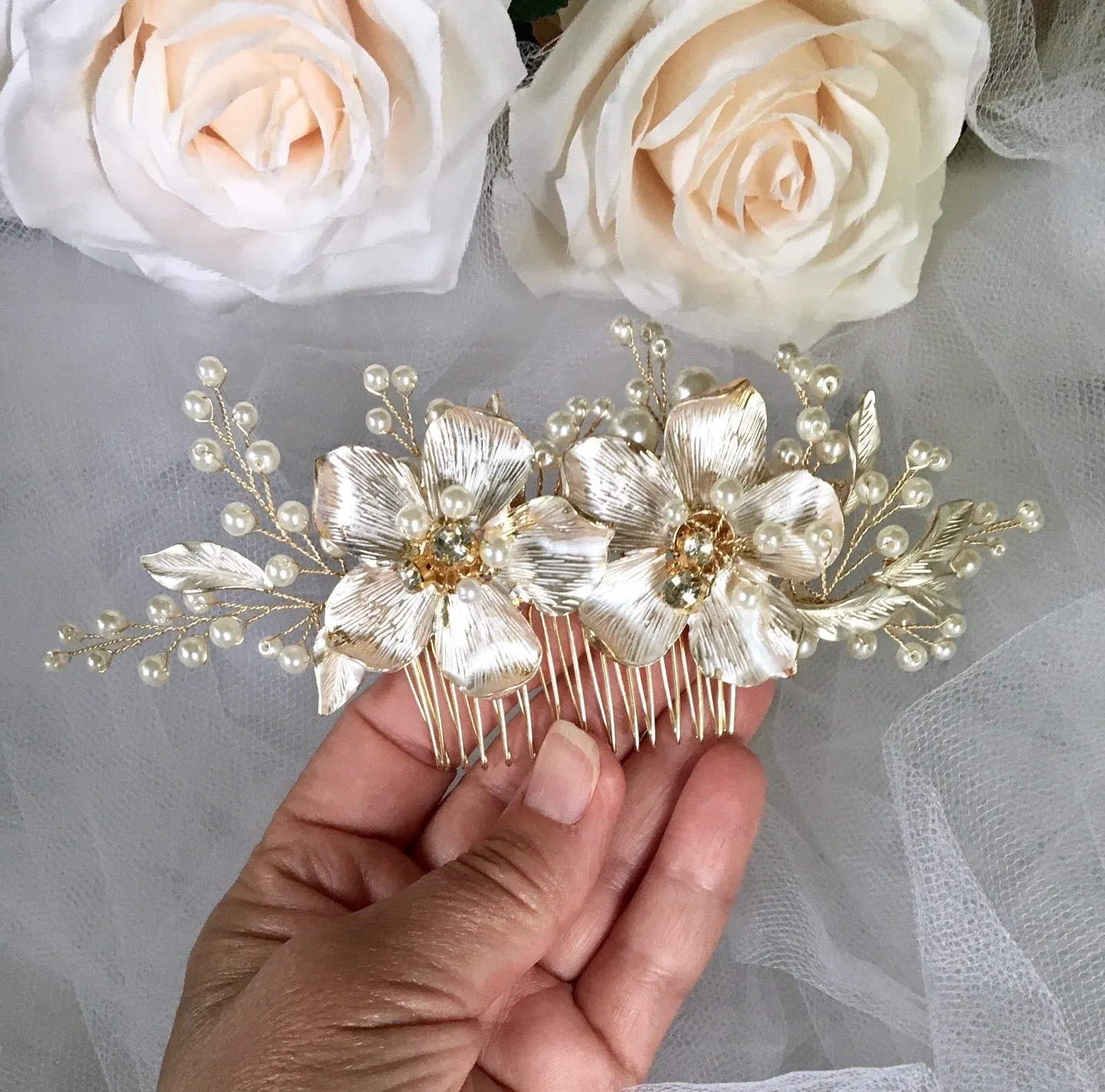 "Geneva" - Pearl Bridal Hair Comb - Available in Gold and Silver